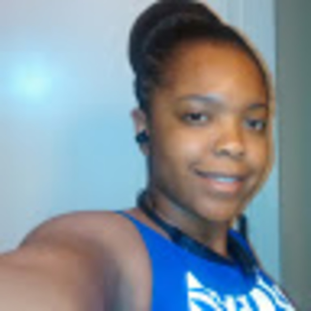 Meet your Posher, Q. renee